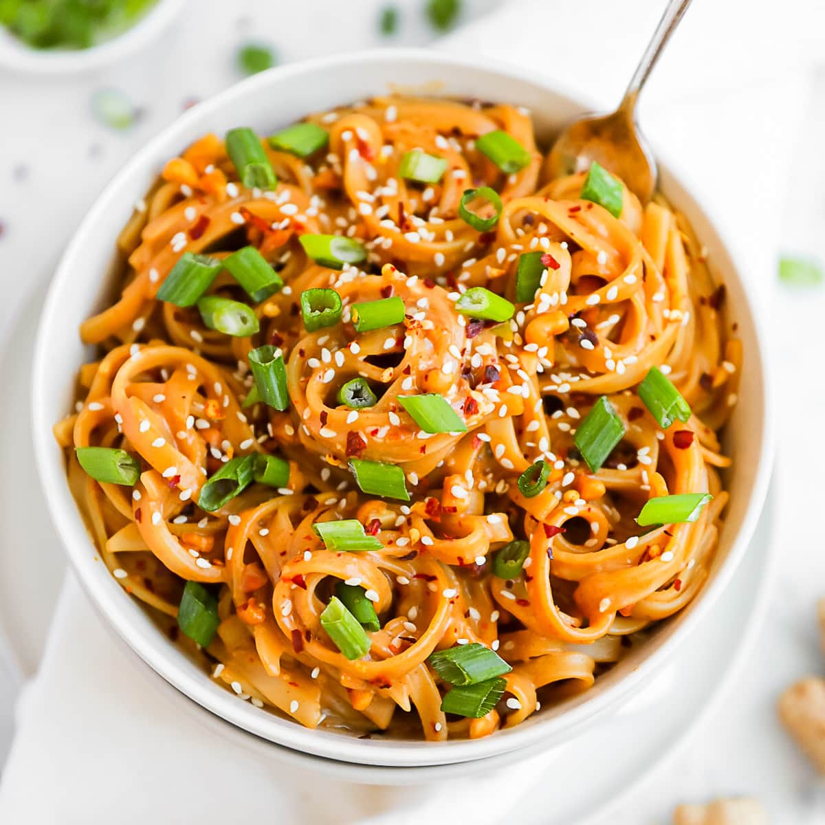Peanut chili oil noodles